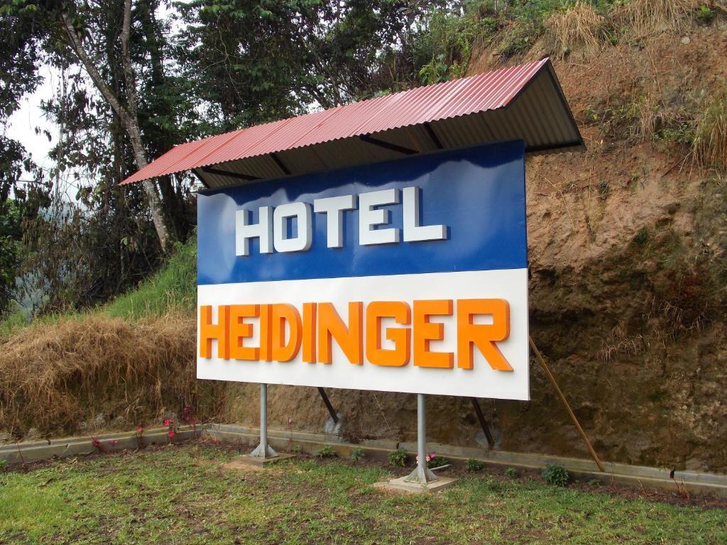 Hotel Heidinger Охапампа Екстер'єр фото